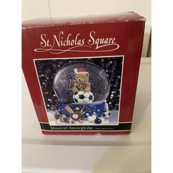 Vtg St Nicholas Square Musical Snow‎ Globe Teddy Bear Picnic (Football) Sports - Picture 6 of 9